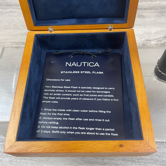 Leather Strap Nautica Stainless Steel Hip Flask 5 Oz New In Wooden Box - Picture 5 of 5